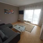 Simun Apartment *