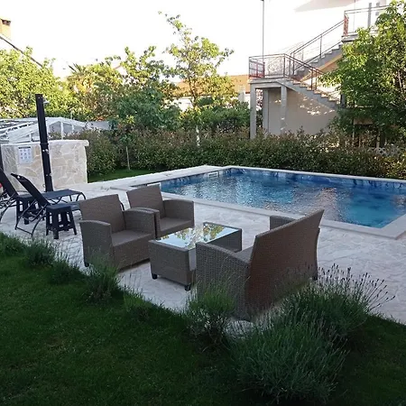 Apartman Simun *